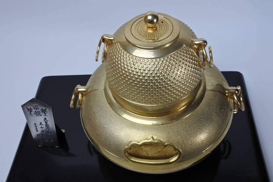値下げ　金の茶釜　天皇陛下即位50年記念 値下げ 金の茶釜 天皇陛下即位50年記念 - メルカリ