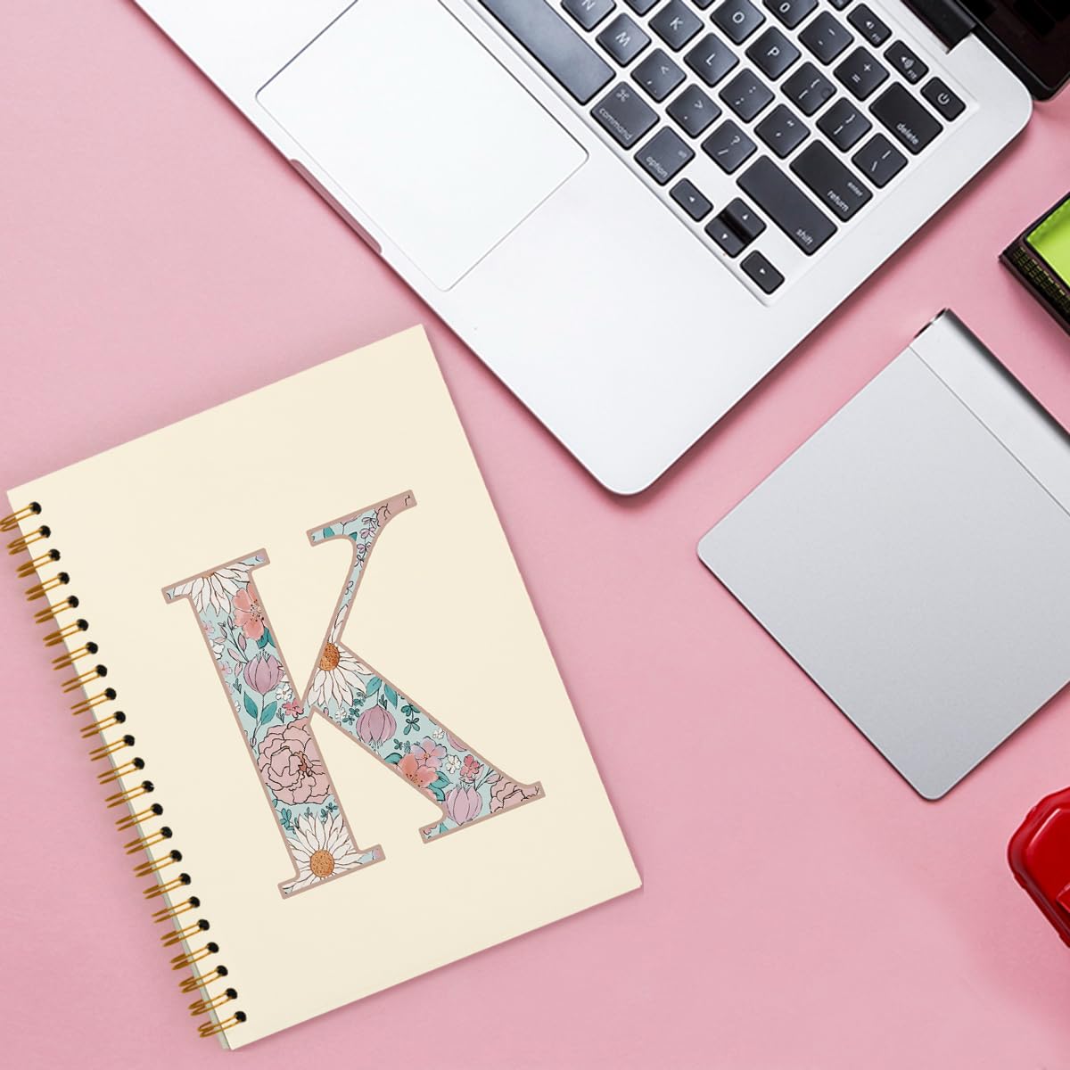 Notizbuch mit Anfangsbuchstabe K, personalisierte Geschenke, individuelles Notizbuch, Tagebücher zum Schreiben, Monogramm-Geschenke für Frauen, personalisierte Notizblöcke