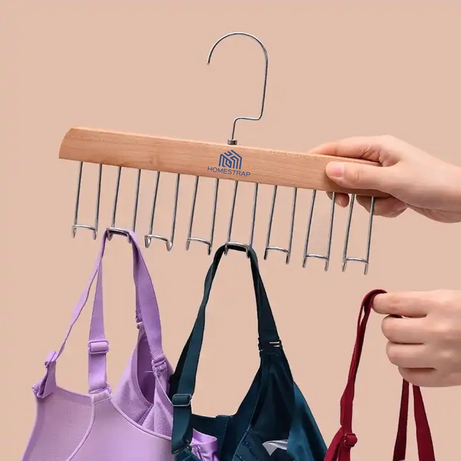 Cintres robustes en bois de lotus pour en finir avec le dressing encombré