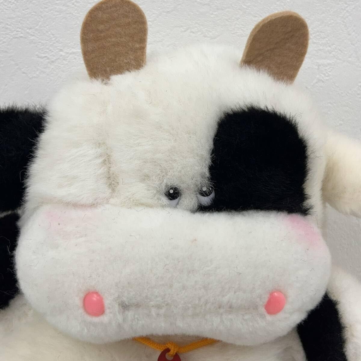 Amazon.co.jp: U725B セキグチ ぼく、なくんだよ 牛 ぬいぐるみ 鳴き笛