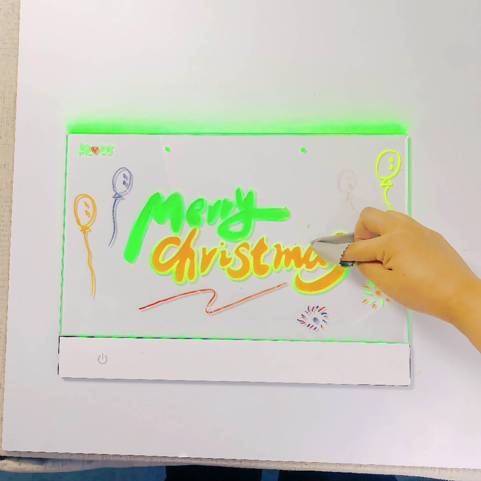 Table de dessin LED rechargeable de 35 cm avec lumière modifiable 7 couleurs RVB transportable - Cadeau créatif pour enfants et jeunes - Planche à dessin portable pour enfants
