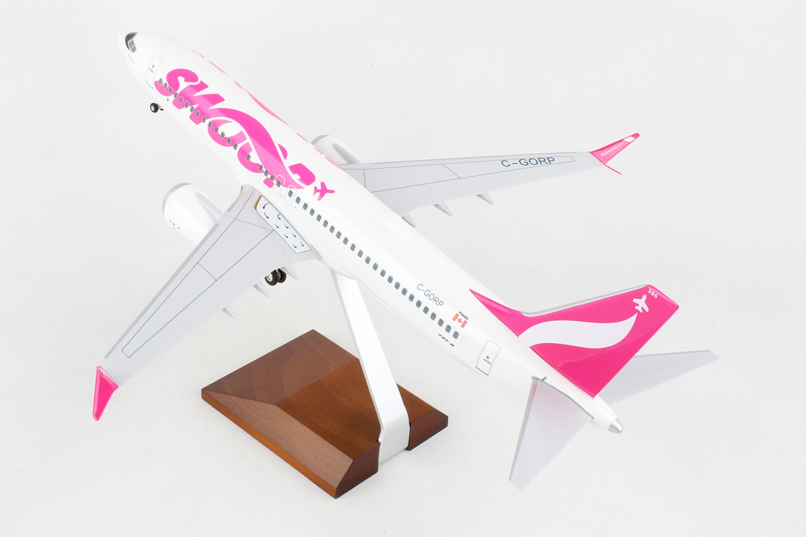 Amazon.com: SkyMarks Daron Swoop 737MAX8 1/100 W/Wood Stand & Gear