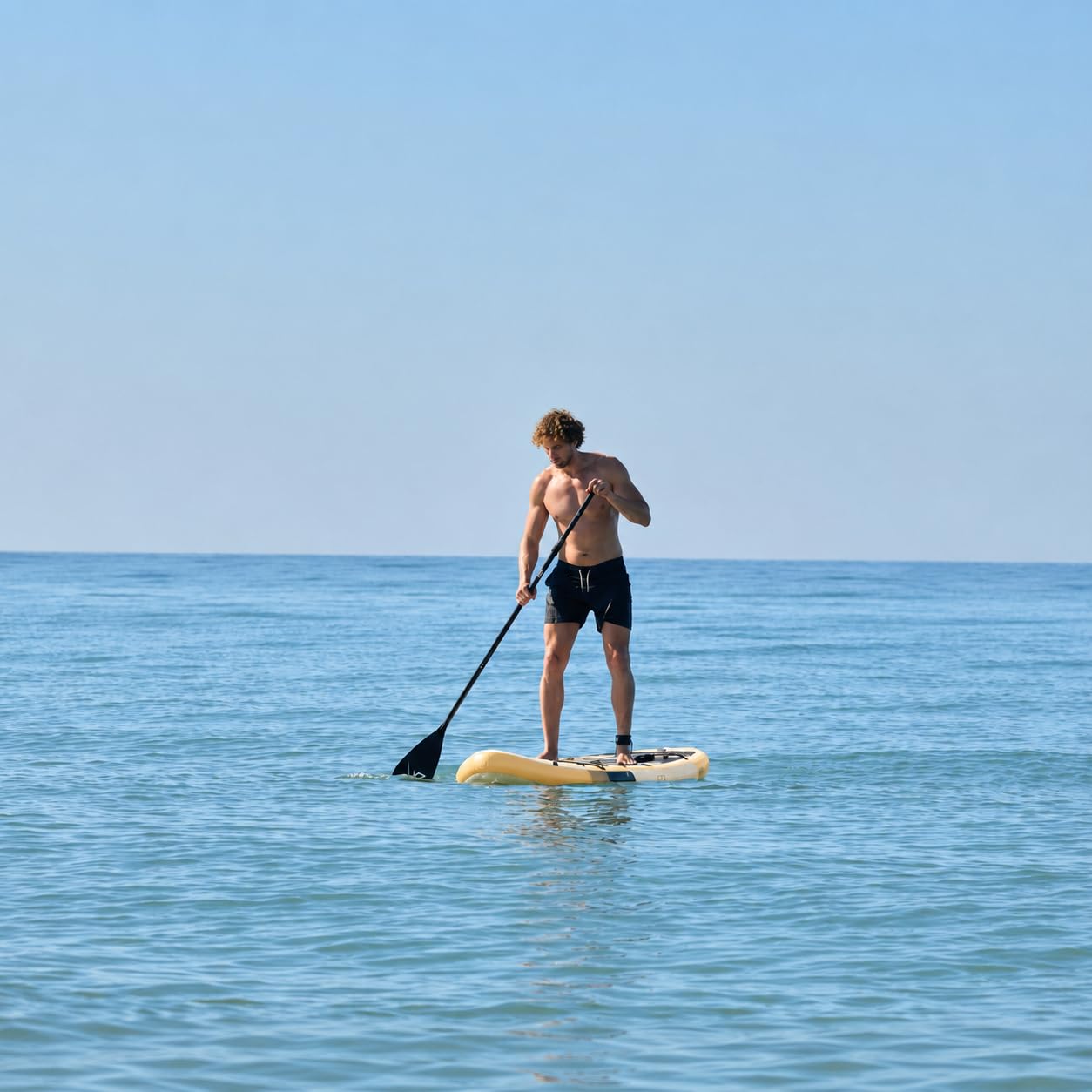 Tabla Paddle Surf Hinchable 11" 335 × 84 × 15 cm Amarilla Pack Premium – 159 kg, Doble Tejido PVC, EVA Antideslizante, Kayak, Remo, Mochila y Accesorios completos