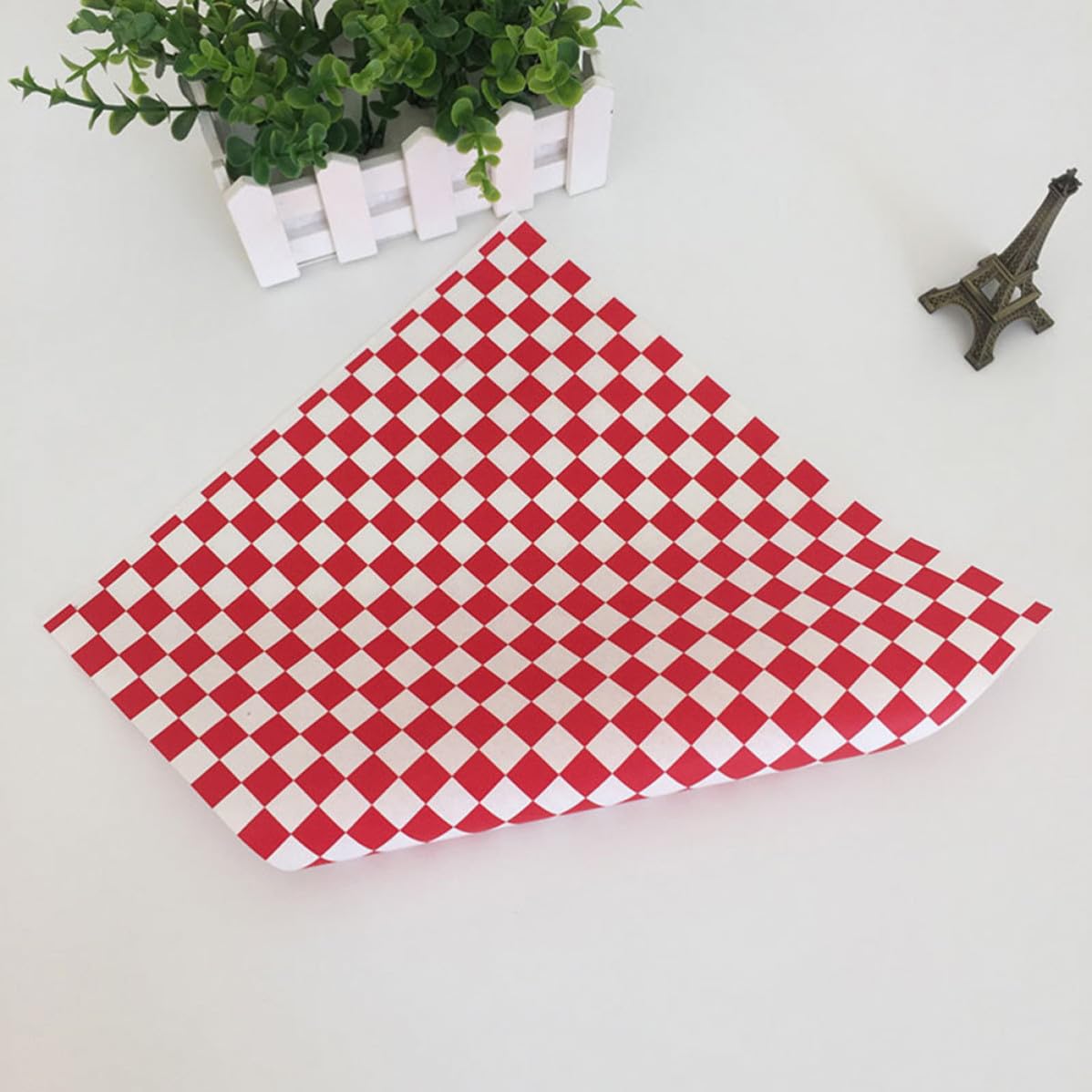 Didiseaon 300 Unidades Papel para Hornear Rejilla Roja, 100 Hojas de Papel