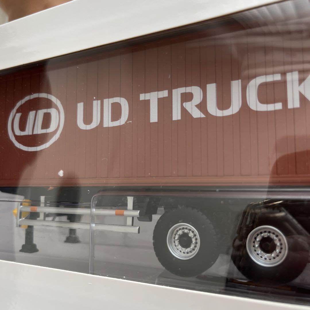 Amazon.co.jp: UD TRUCKS ユーディートラックス 1/43 セミトレーラー 