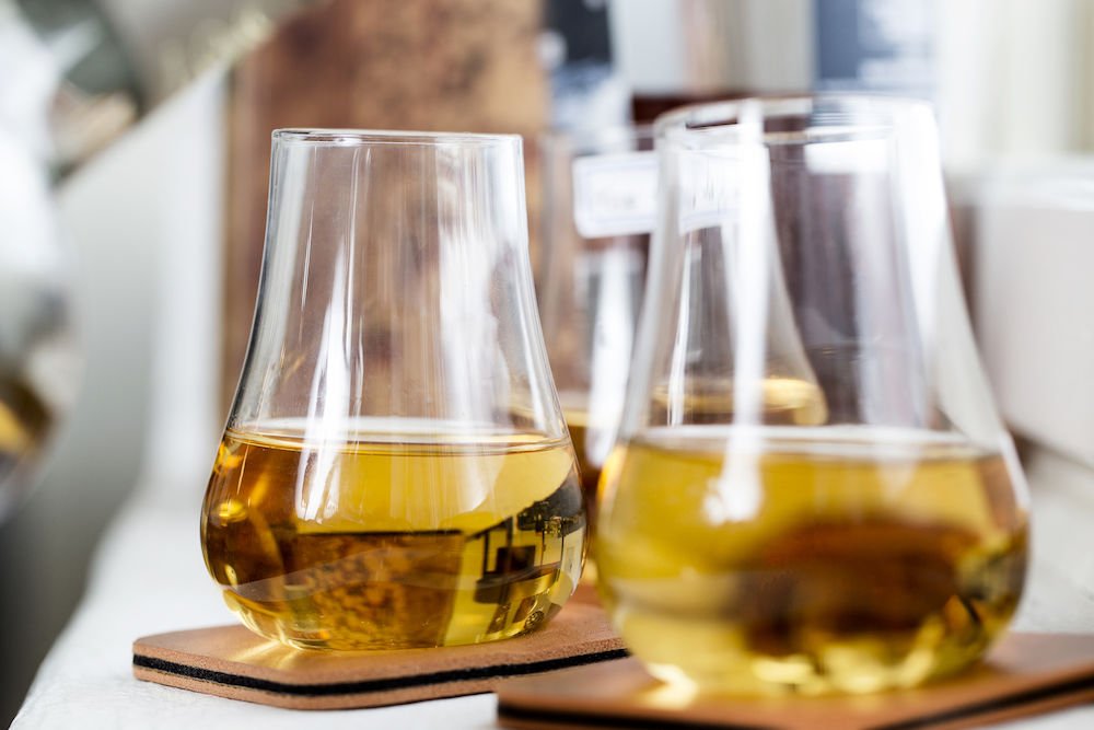 Sagaform Lot de 2 verres à whisky en cristal pour whisky, rhum, brandy, cognac | Ensemble de dégustation de whisky en cristal – Boîte de 2