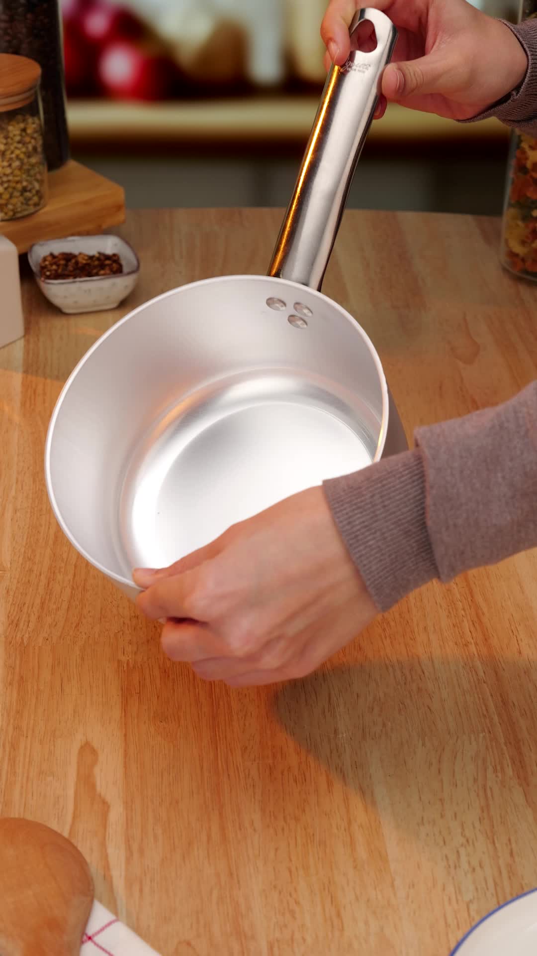 Pentole Agnelli ALMA111B30 Casserole à Sauter Haute, Poignée Tubulaire