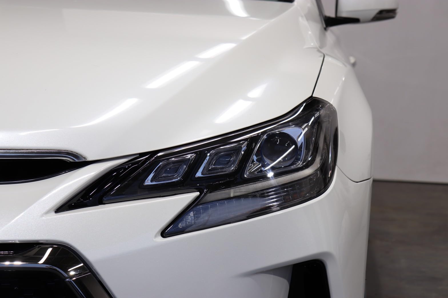 Amazon | GRX130 マークX 後期ルック3眼ヘッドライト 赤眼 レッドアイ