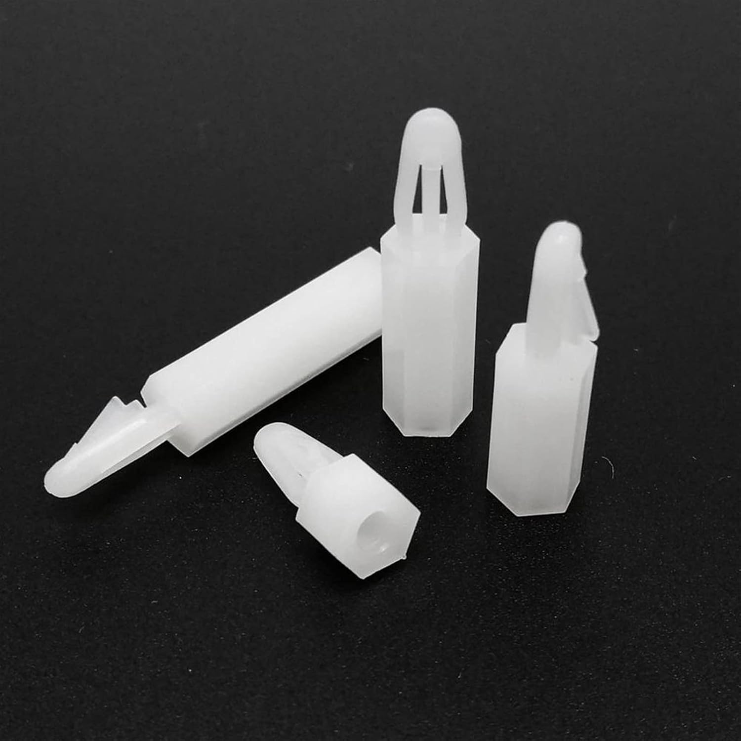 WSFjietou, 50pcs M3 Hex Nylon Plastic Standoff Spacer Lock Push in Clip on Snap in