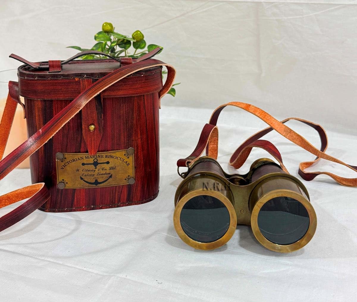 Binocolo nautico vintage in ottone, fatto a mano, con custodia in pelle