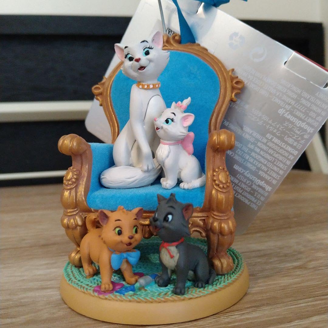 ディズニーストア おしゃれキャット マリー クリスマス フィギュア