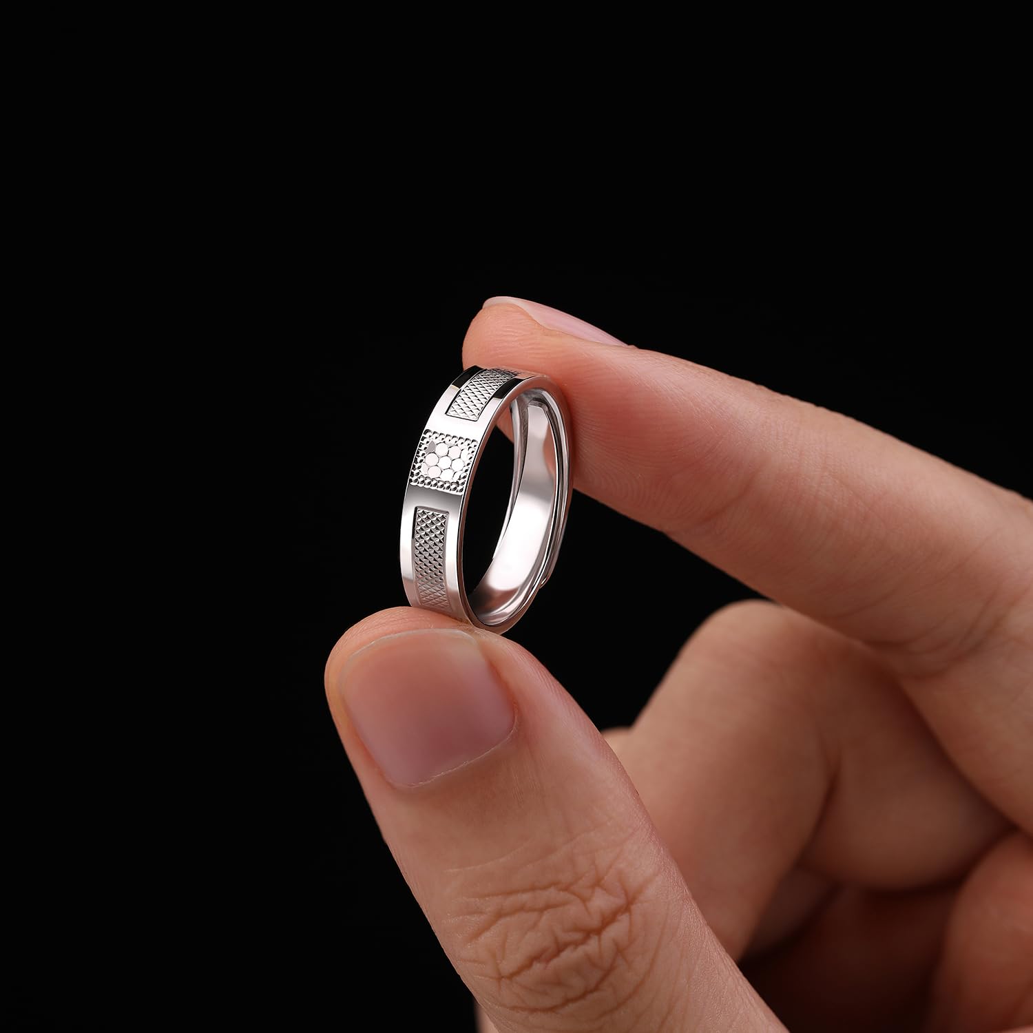 Meissa Anello Uomo in Argento Sterling 4mm, Fedina Nuziale Larga Regolabile, Anello di Fidanzamento Uomo, Vestibilità Comfort, Anello per Pollice