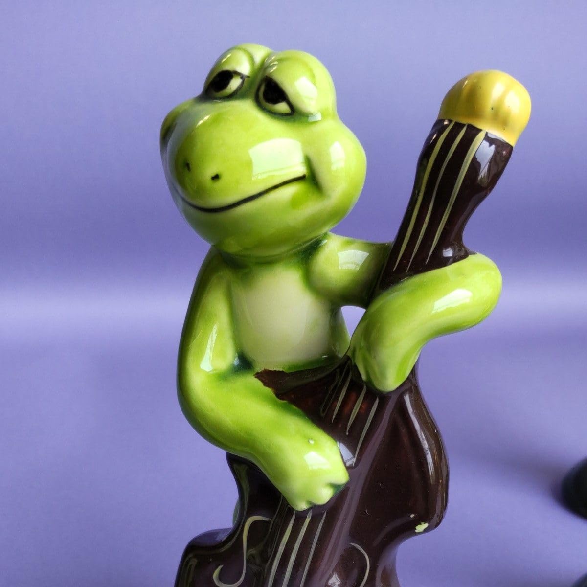 Amazon.co.jp: JAZZ バンド 4点 カエル カルテット 陶器 置物 オブジェ