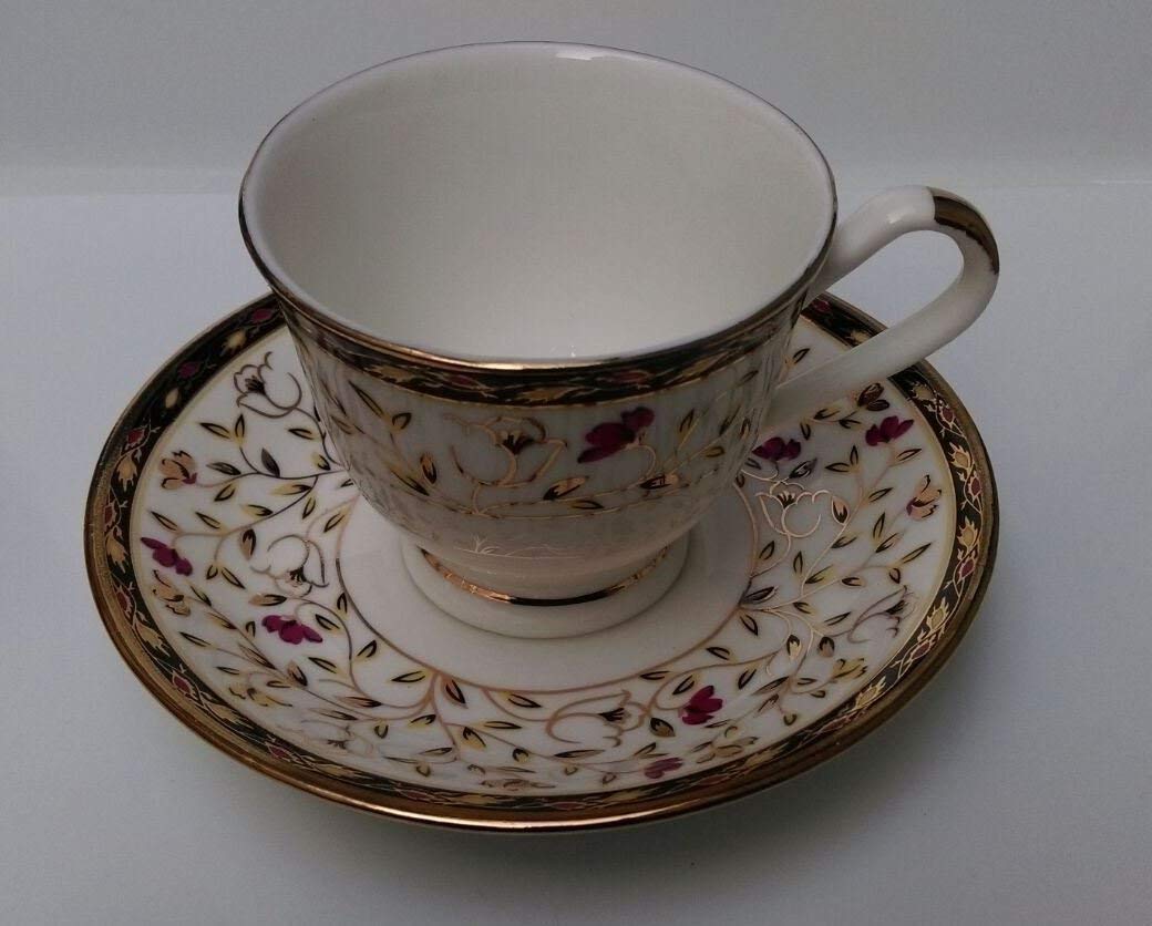 Saaikee Bone China Leaves Design Cups and Saucers Set for Tea/Coffee Green Tea Espresso Hot Beverage Cup Set of 6 160 ml 1