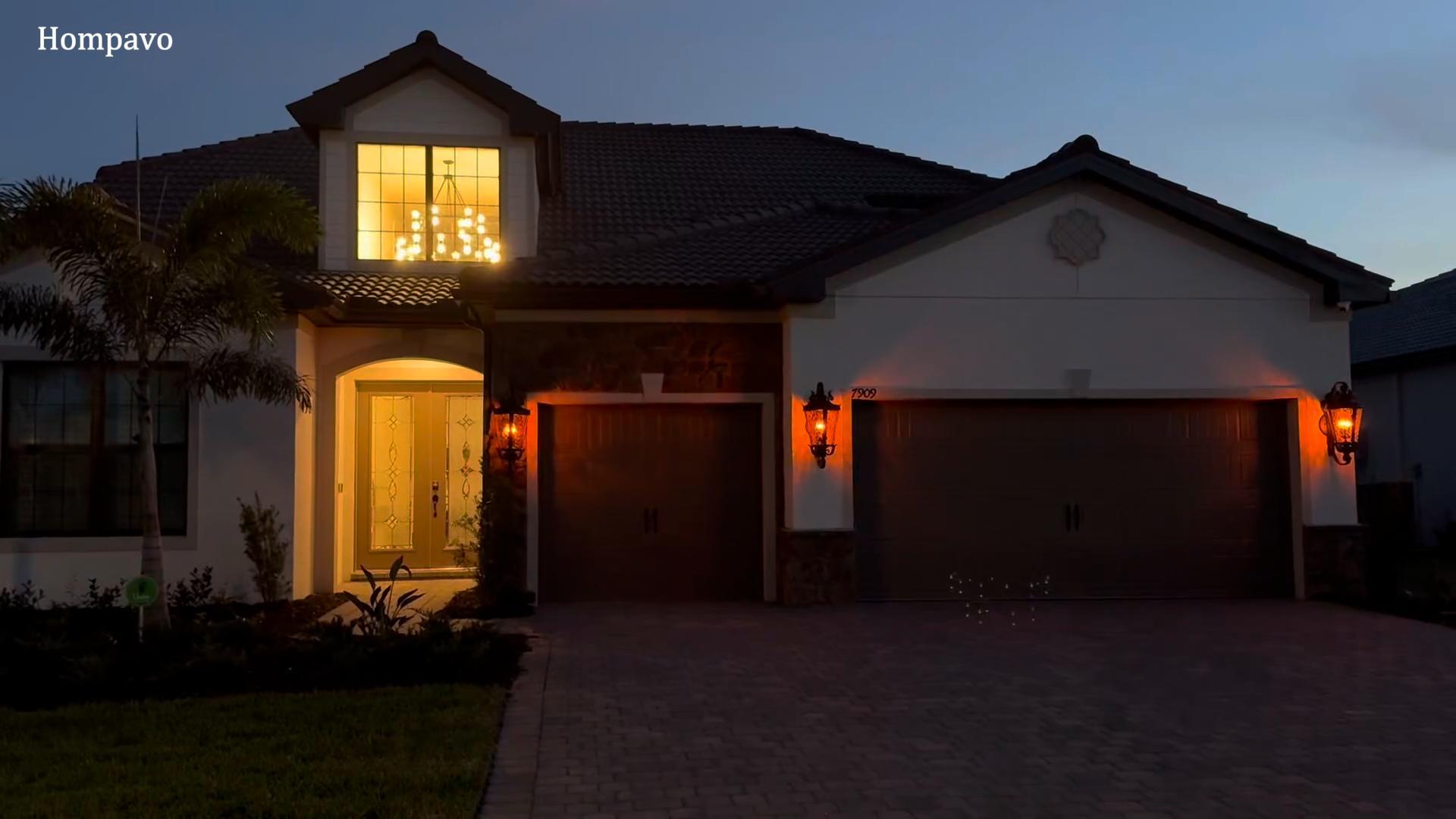 Hompavo 【Upgraded LED Flame Light Bulbs, 3 Modes Flickering Light