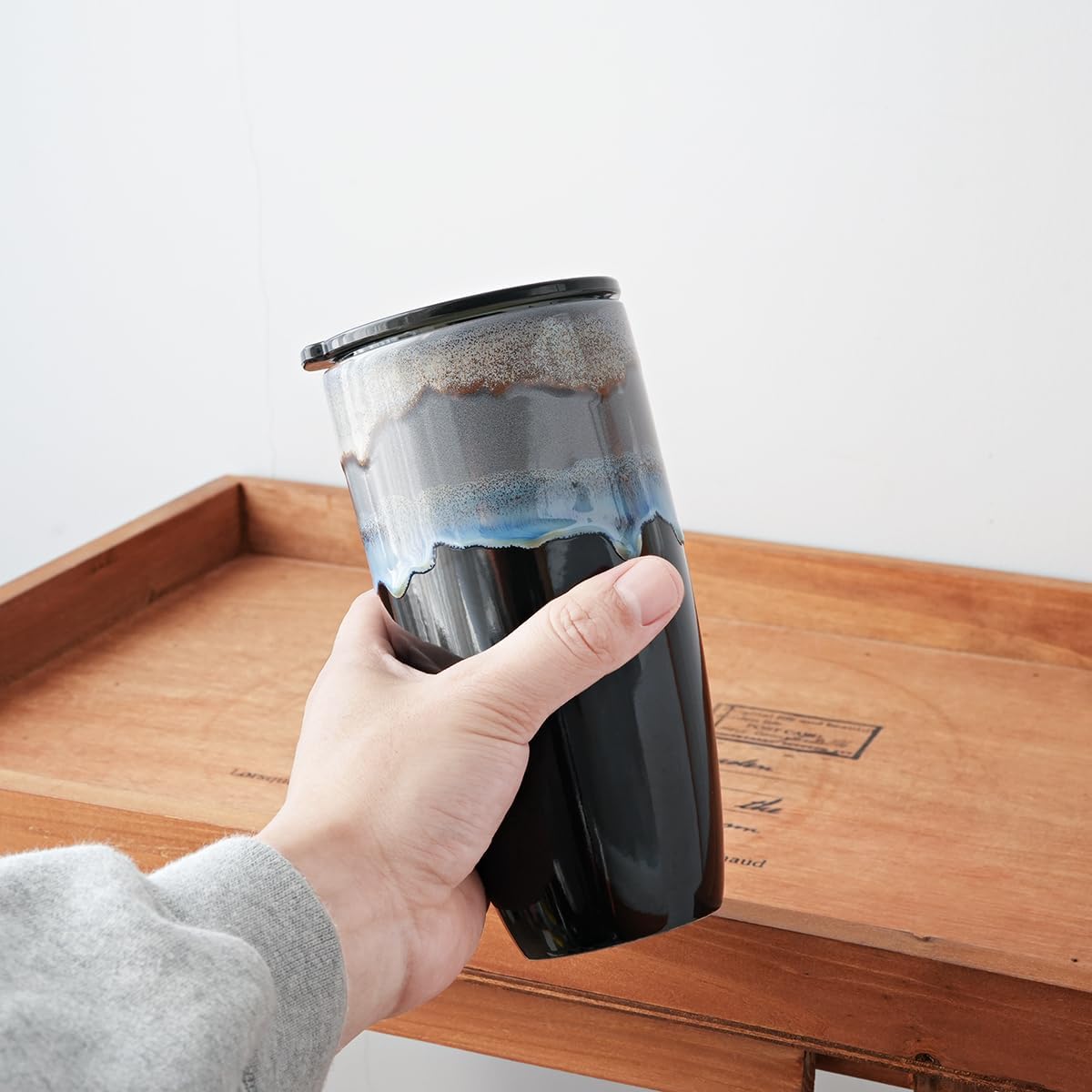 Bosmarlin Ceramic Travel Coffee Mug with Lid, 21 oz, Portable Coffee Cup for Car Cup Holder, Microwave and Dishwasher Safe, Reactive Glaze - Image 6