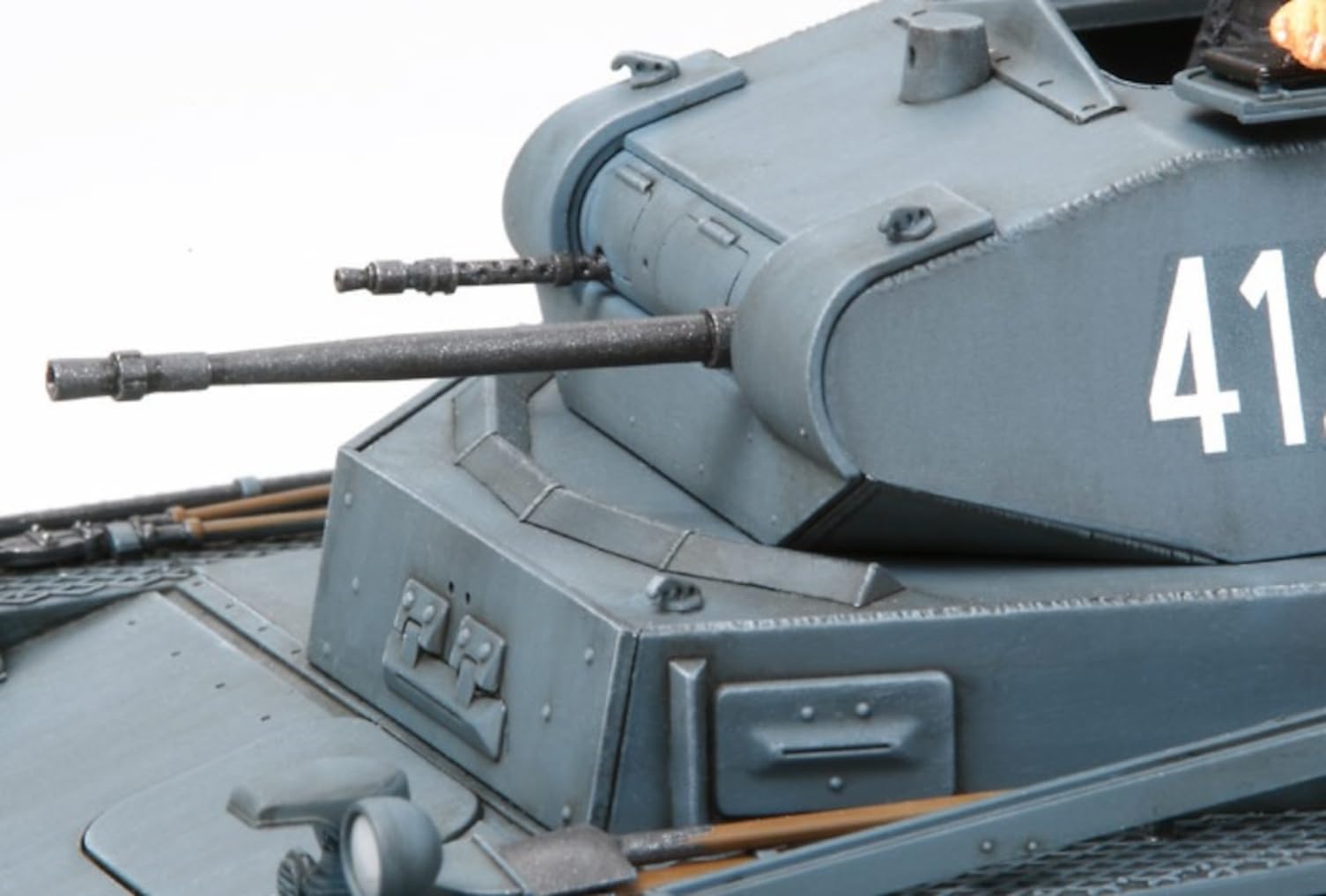 Amazon.com: Tamiya Models Panzerkampfwagen II Ausf.A/B/C Model Kit