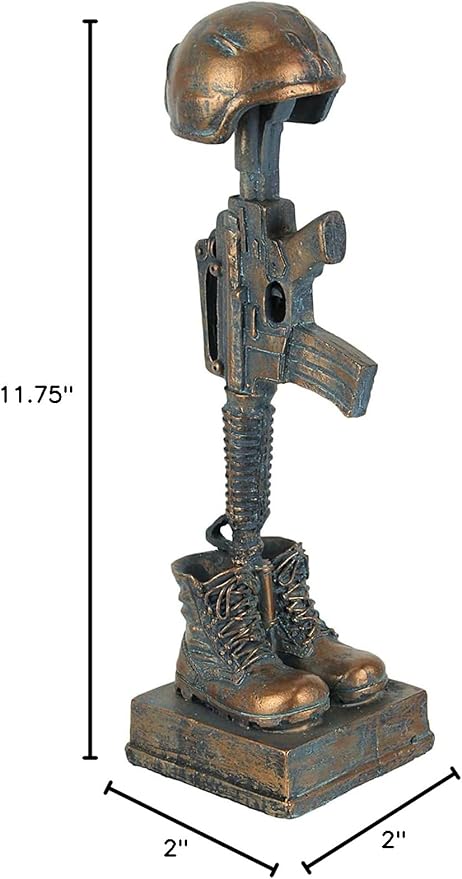 Estatua de bronce antiguo Soldado caído con casco, botas y rifle miniatura 3