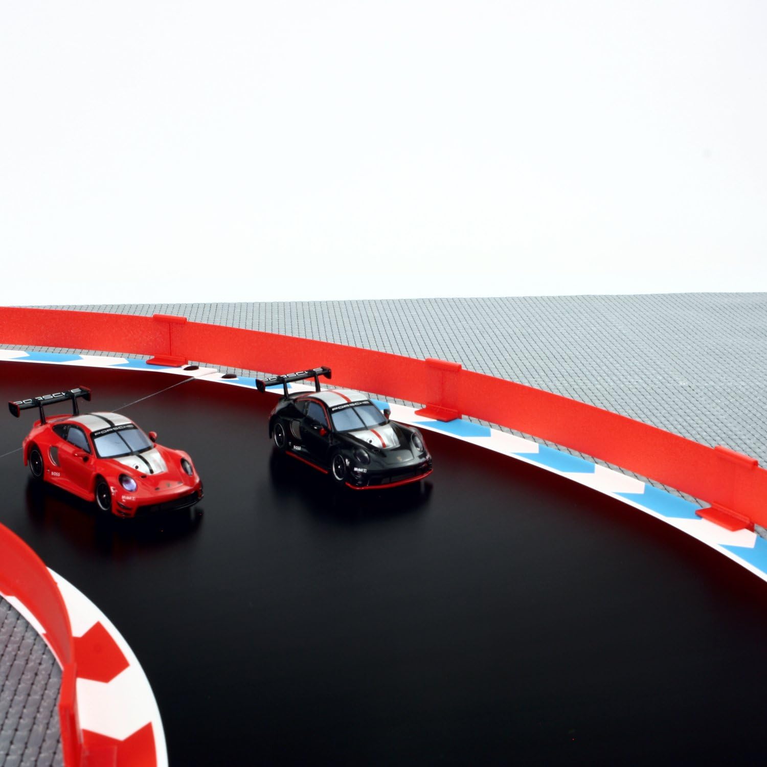 Overdrive-Racing Bande für Carrera Hybrid Sturmkind - 1,75m / 6,30m / 12,20m - Leitplanken Zaun Fangzaun Begrenzung Kurven Gerade, Farbe:Rot, Länge:12.20 Meter