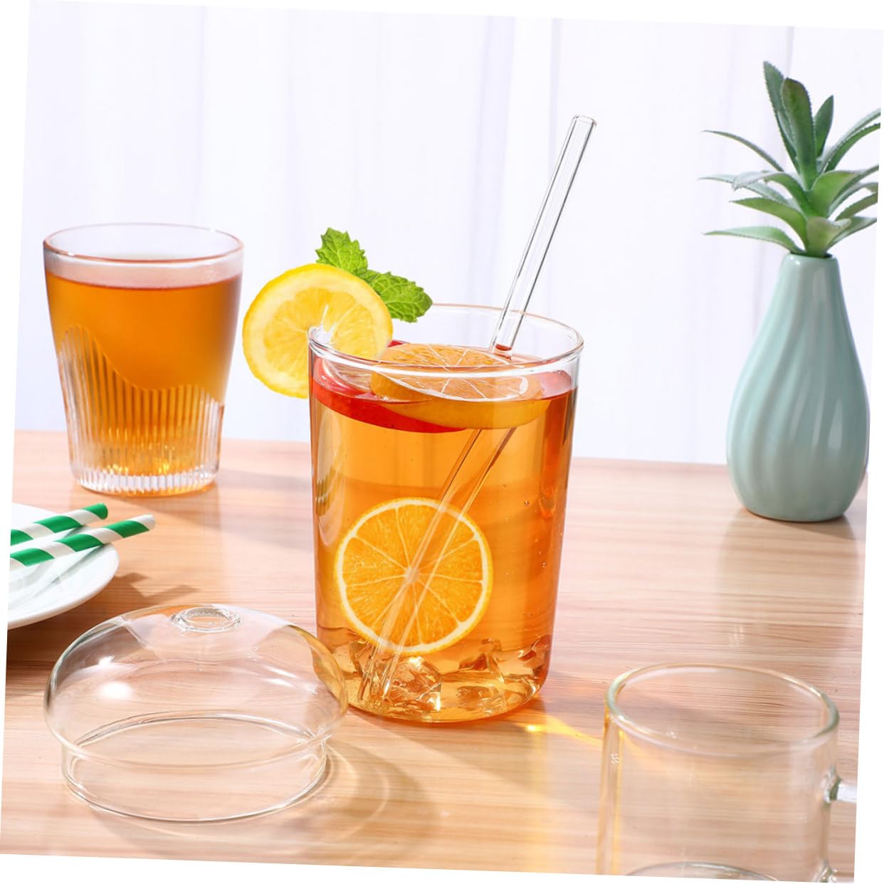 BESTYASH Klare Glasbecher Mit Deckel Und Strohhalm 500 Ml Trinkgläser Für Wasser Saft Limonade Sicherer Verschluss Für Zuhause Büro 2Er Set