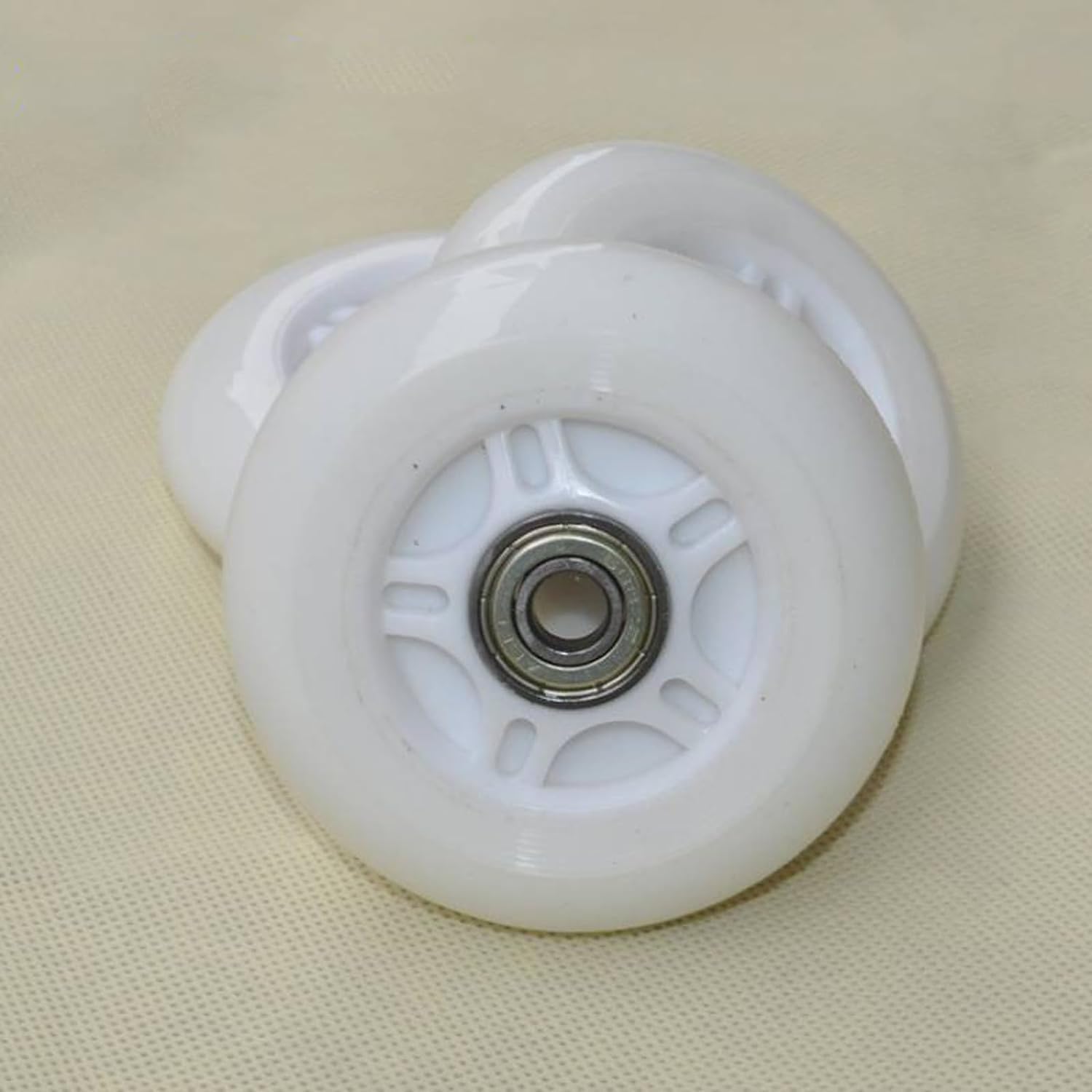 Roues de Patins à Roues alignées 64 mm/70 mm/72 mm, dureté 82A, pour Roues de Rechange de Hockey en Ligne en extérieur avec roulements, Lot de 8, 72 mm