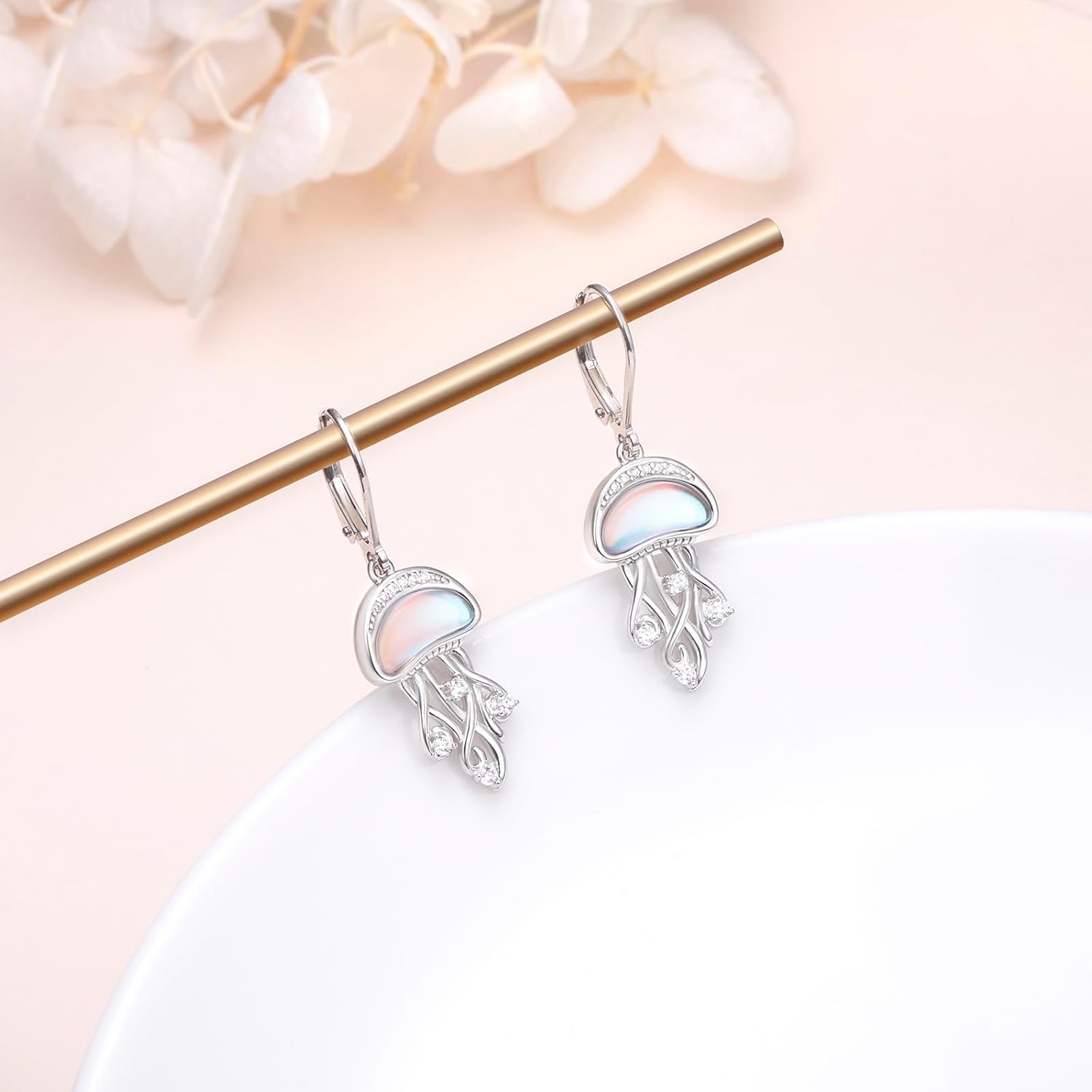 925 Sterling Silver Moonstone Drop Earring For Women Cute Cat Butterfly/Moon/HoneyBee/Jellyfish Dangle Earrings Decoration Hypoallergenic Jewelry Birthday Valentine's Day Christmas