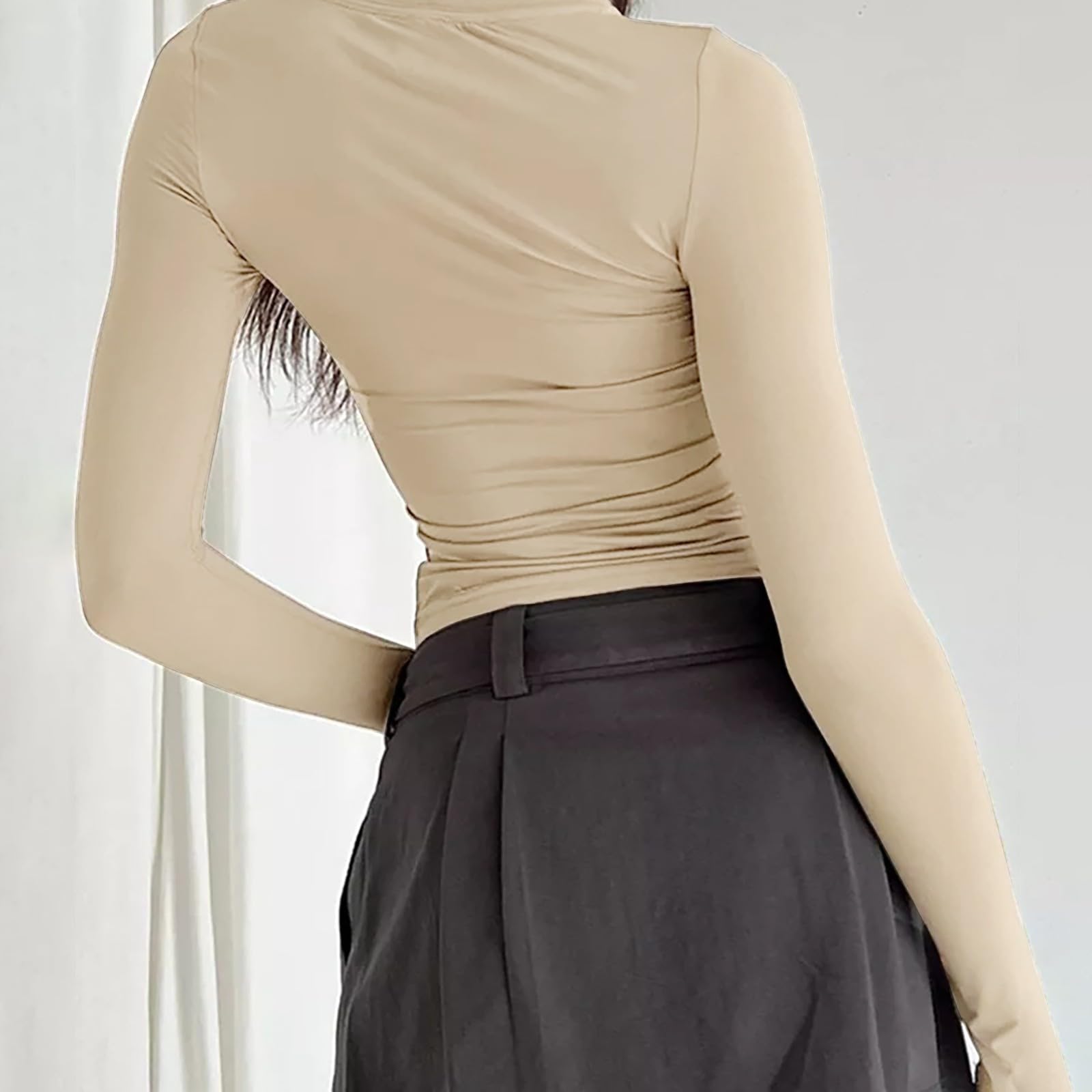 sous Vetement Thermique Femme Invisible Slim fit Crop Top Femme Manches Longues Sexy Tee Shirt Femme Court Amincissante Haut Chic et Elegant Soiree Quotidien Couleur Unie Ideal Tops (Beige, XL)