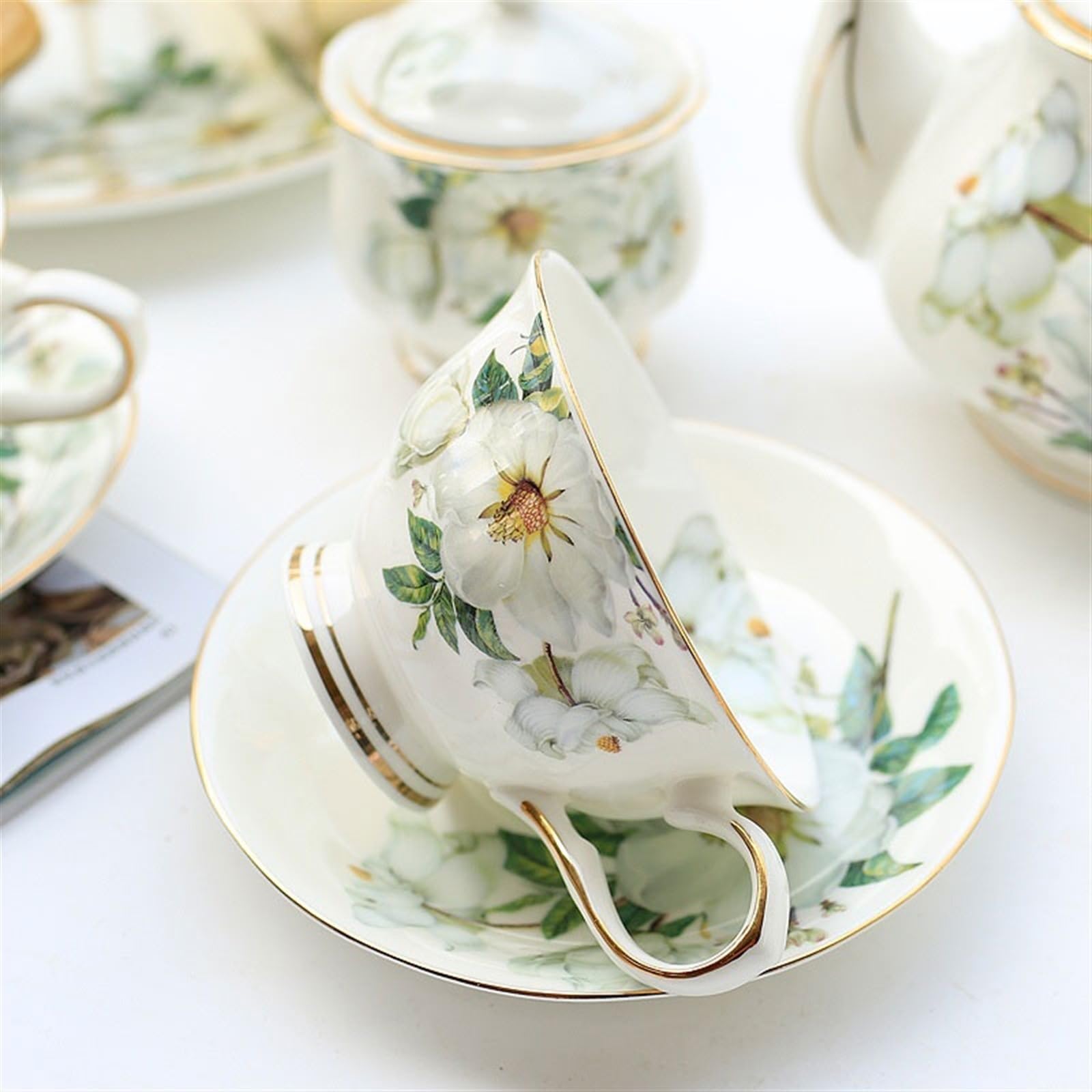 Filiżanka do herbaty i spodki, zestaw 6 sztuk, vintage, kwiatowe, ceramiczne filiżanki do kawy ze srebrnym stojakiem na podwieczorki, wesele, przyjęcie