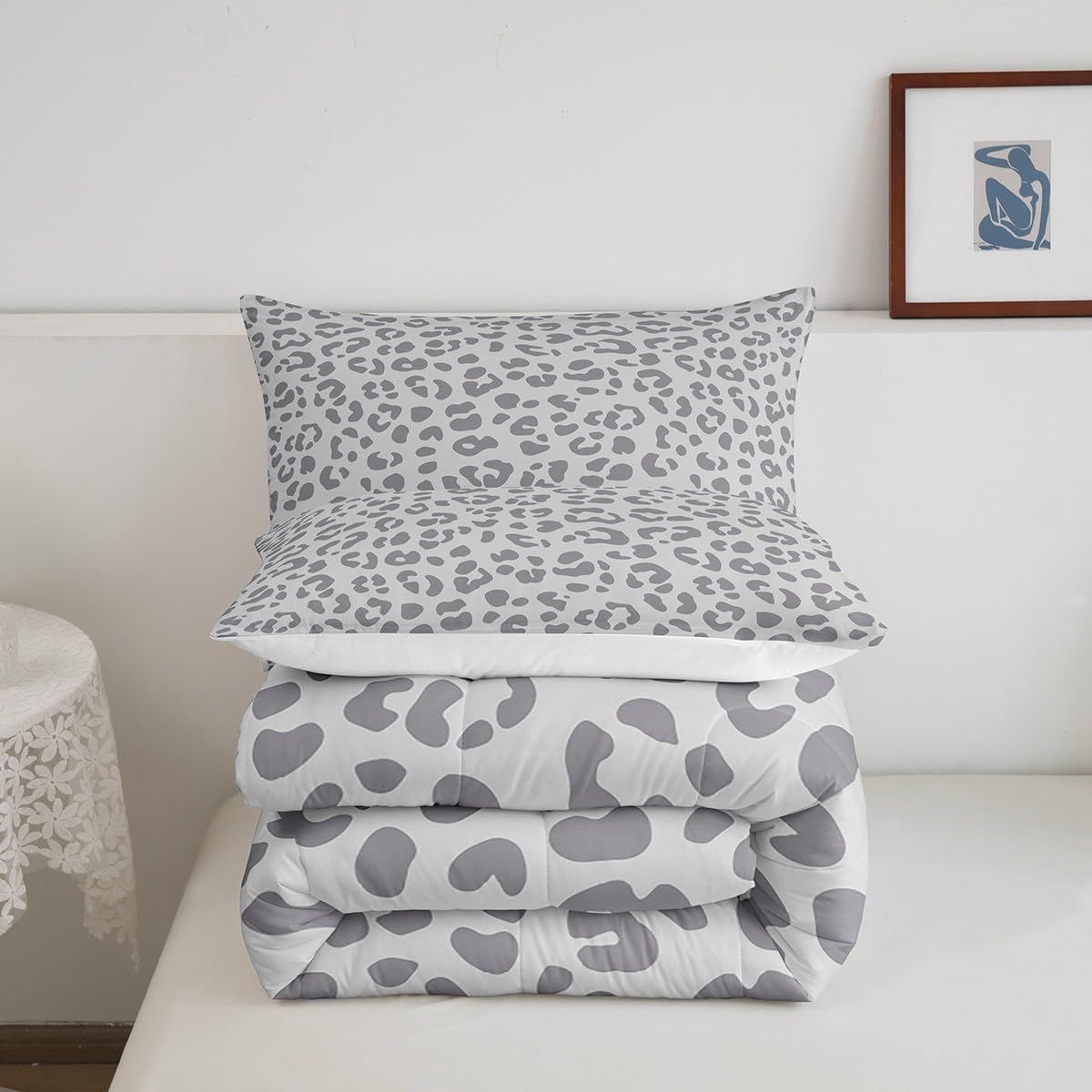 Funny 'Get Naked' Leopard Lips Comforter Set - King Size Duvet Cover & Pillowcases, Bold Bedroom Decor