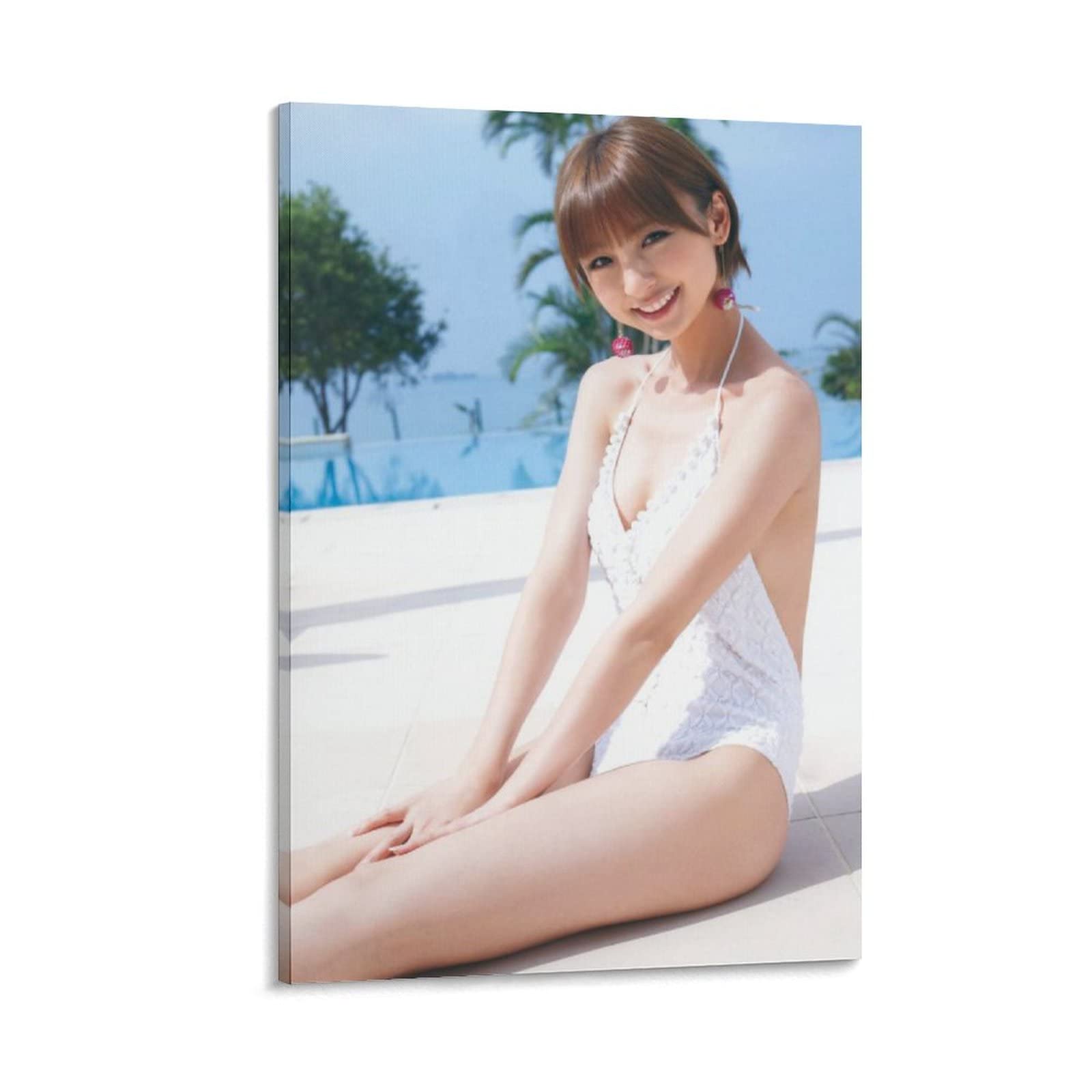 Amazon.co.jp: 篠田麻里子女優写真セクシー水着下着グラビアアイドル