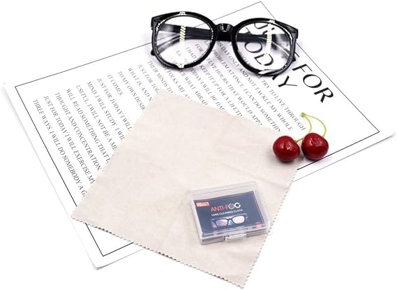 Amazon Co Jp メガネ くもり止めクロス 収納ケース付き 繰り返し使える くもらない メガネ拭き マイクロファイバー レンズ スクリーン対応 グレー 15cm 15cm ドラッグストア Amazon Co Jp メガネ くもり止めクロス 収納ケース付き 繰り返し使える くもらない メガネ拭き マイクロファイバー レンズ スクリーン対応 グレー 15cm 15cm ドラッグストア