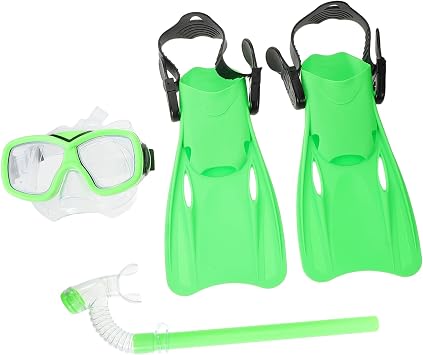 Snorkeling Kit Three Diving Mask Easy-Breath Snorkel and Flippers for Adults Comfortable Seal Quick Adjustments and Reliable Diving Gear for Swimming and Snorkeling
