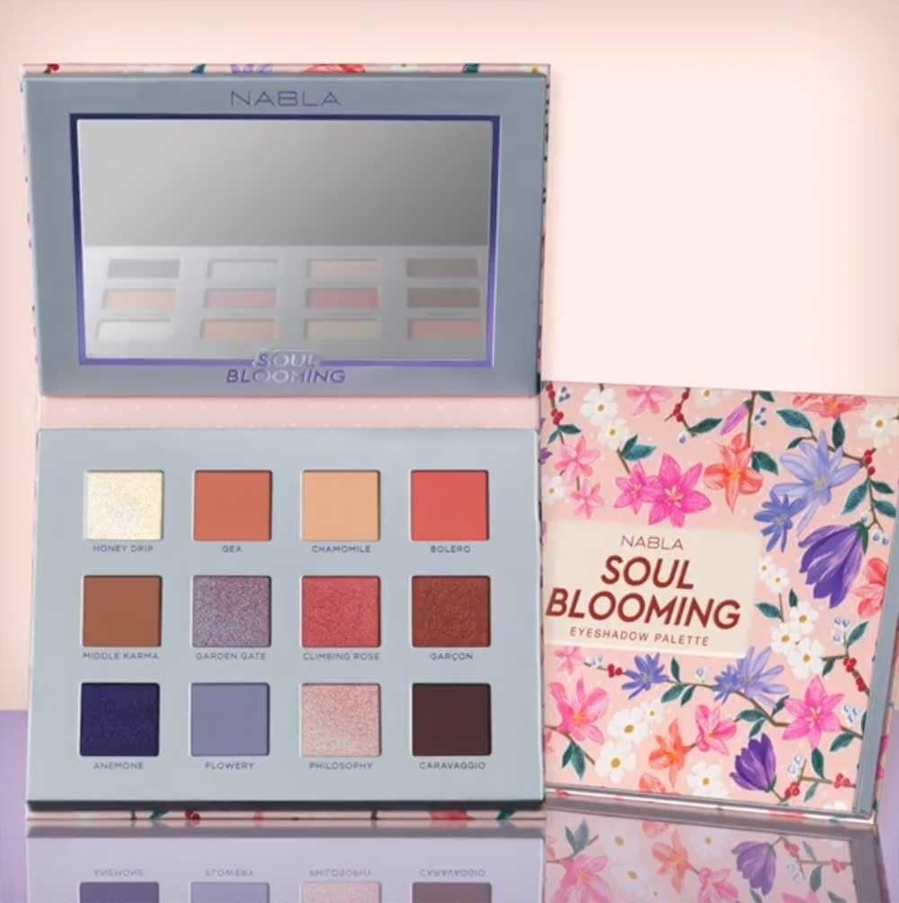 Soul Blooming Eyeshadow Palette