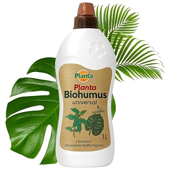 Organic Liquid Fertilizer Biohumus for Green Plants 1L   Makes up to 10L Plant Feed   Natural Soil Improver for Indoor & Outdoor Green Foliage Plants   Eco-Friendly Growth Booster