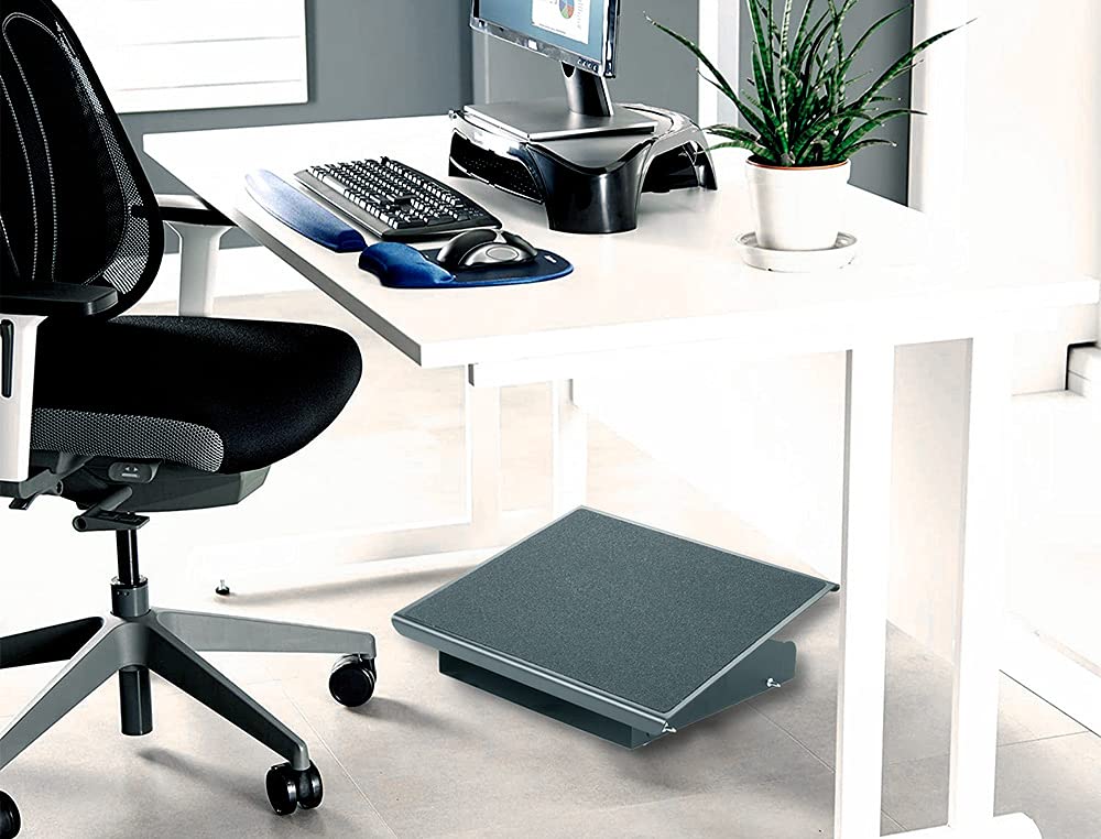 Reposapies metalico q-connect ajustable 3 alturas 415x326x103 mm