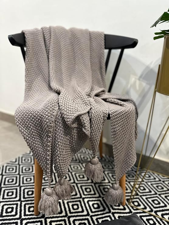 AWARD VELVETS Super Soft & Breathable Throw - Classy Throw Suitable for Home Couch Sofa Bed Decor/Skin Friendly/All Season Throw (Light Grey) (B0CPVJZFQF) Amazon Price History, Amazon Price Tracker