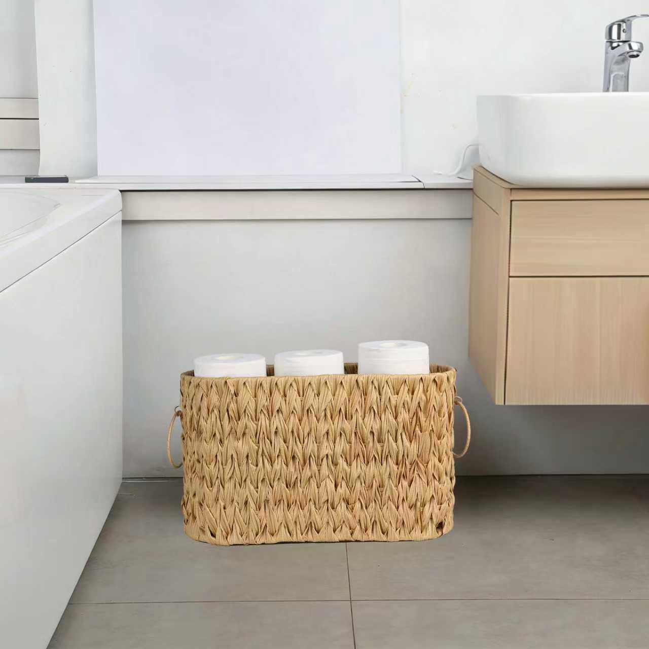 Handwoven Big Toilet Paper Basket with Lid - 16 Inch Modern Minimalist Storage Basket, Water Hyacinth Woven with Handles for Back of Toilet, Natural Organizer for Bathroom, Shelf & Desktop Decor Hampe