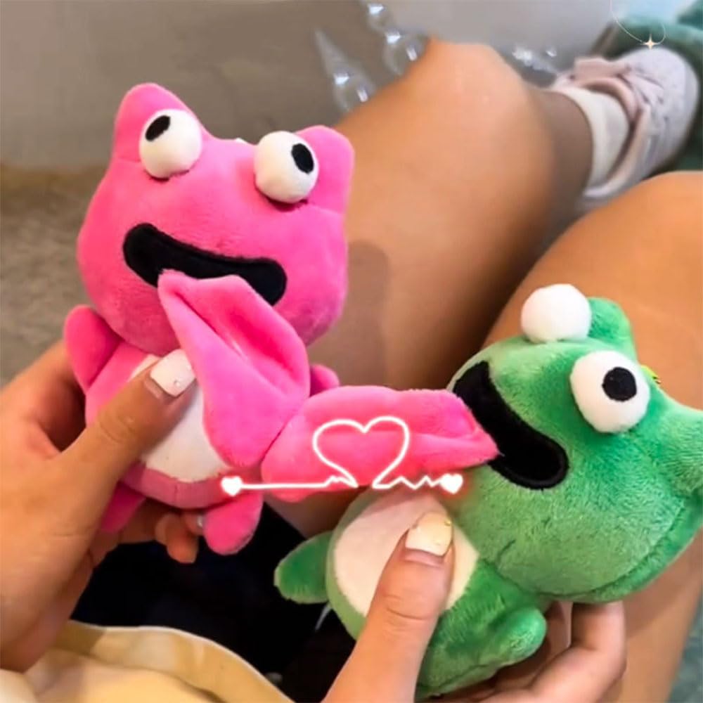 Amazon.co.jp: かわいいカエルのぬいぐるみキーチェーン、舌を突き出す