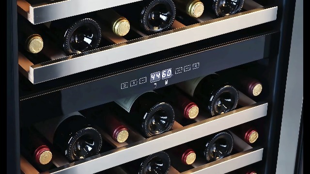 24 Inch Wine Fridge with Temperature Memory