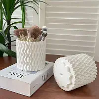 Porta Pincéis e Canetas Giratório 360° com Tampa | Organizador de Maquiagem e Escritório 5 Compartimentos | Material PP Resistente