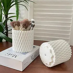 Porta Pincéis e Canetas Giratório 360° com Tampa | Organizador de Maquiagem e Escritório 5 Compartimentos | Material PP Resistente