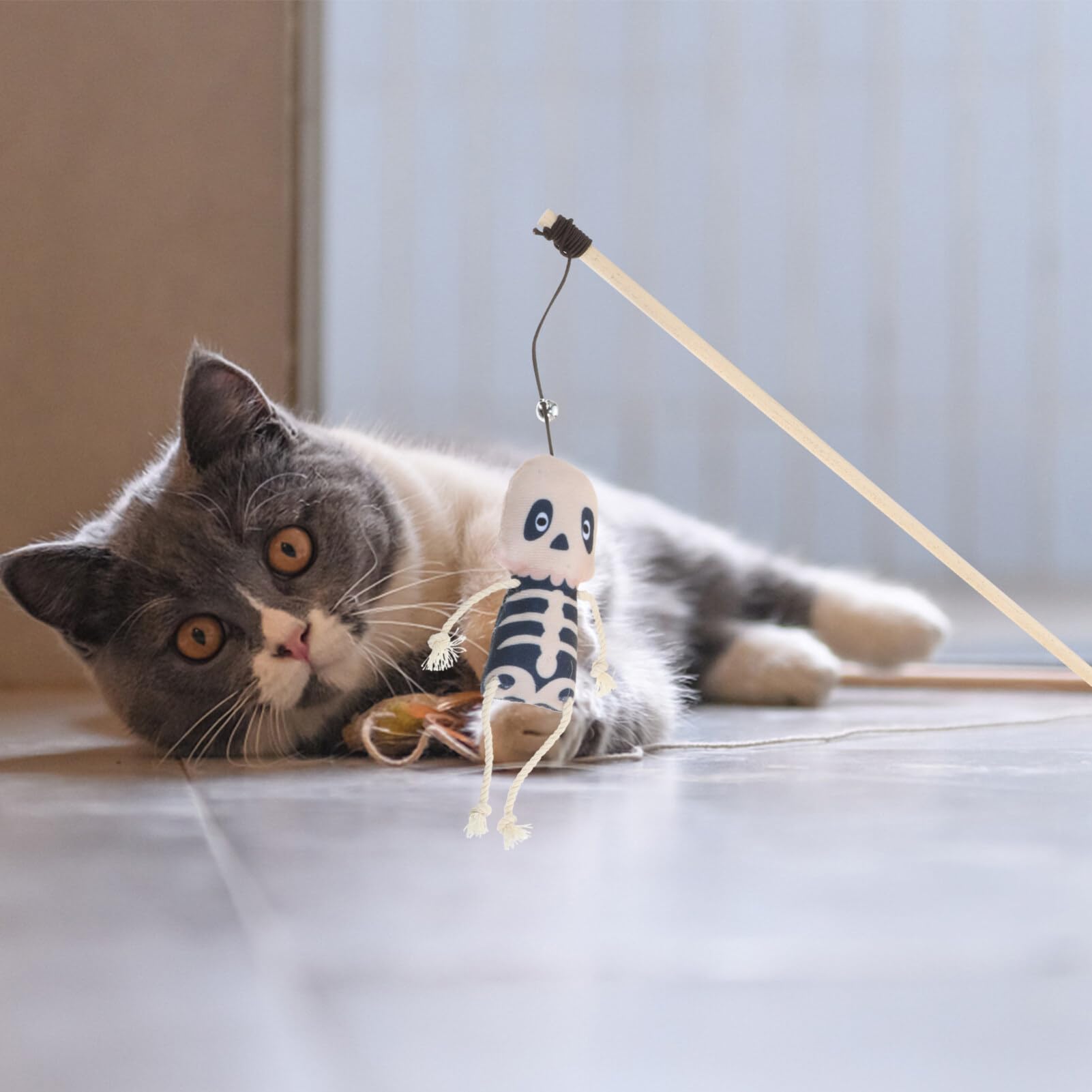 POPETPOP Toys Ghost Cat Wand 2pcs Halloween Cat Teaser Wand Wooden Cat Teasing Stick with Plush Ghost Skull Attachment Interactive Cat Catcher Toy for Kitten Skull Cat Teaser Wand Cat Toys