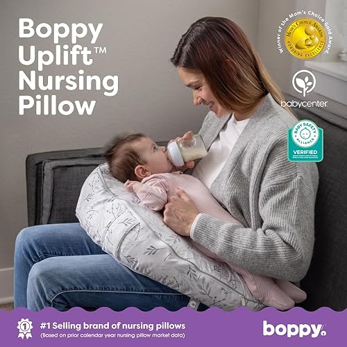 Miniatura 2 de Boppy Almohada de lactancia Uplift  Biberón de cuña y almohada de lactancia materna para reducir los síntomas de escupido y reflujo, con apertura y