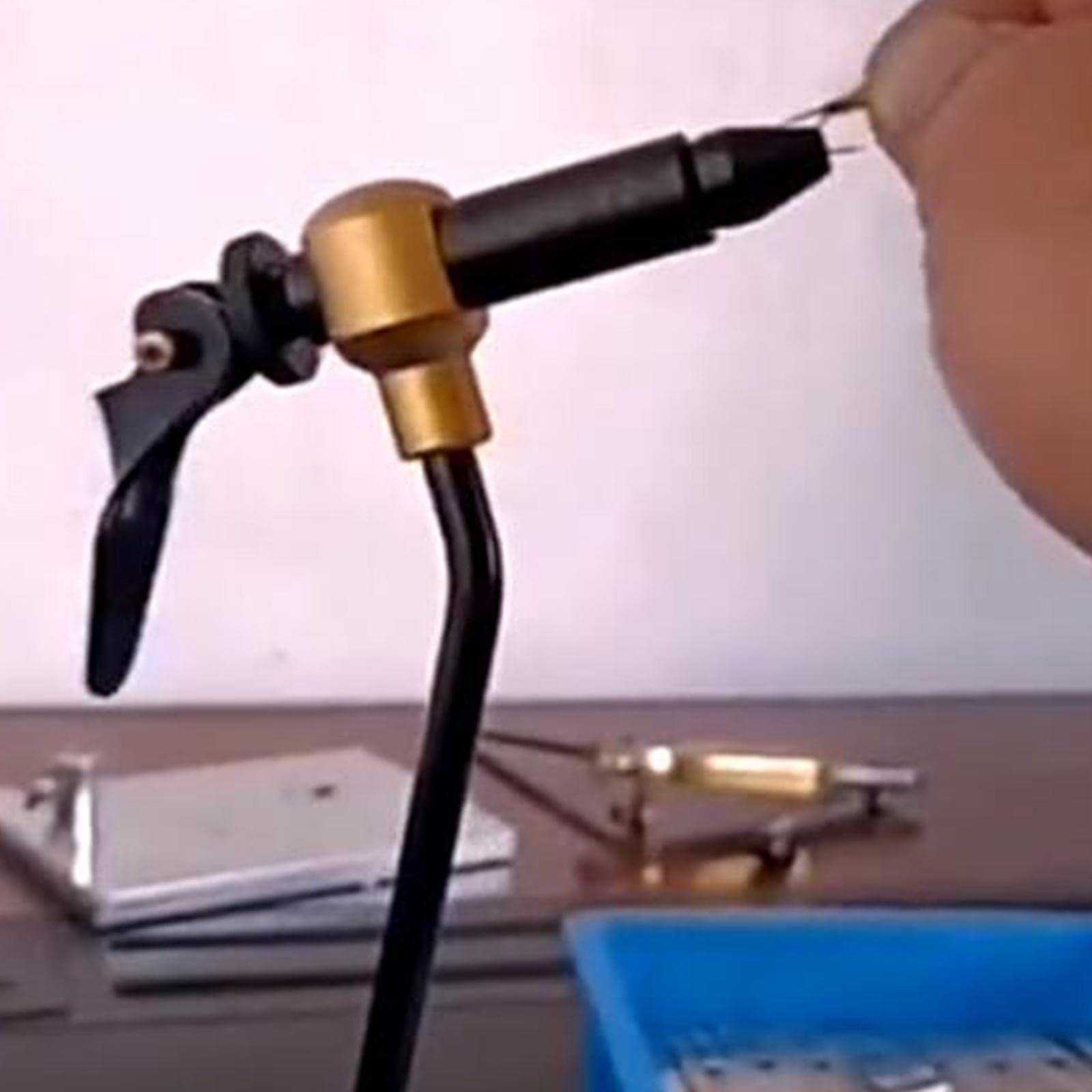 ANCLLO Outil d'étau de Fixation de Mouche, leurre de Mouche en Alliage d'aluminium, Fabricant de Bricolage, Accessoire de pêche, Outil de Vice Rotatif