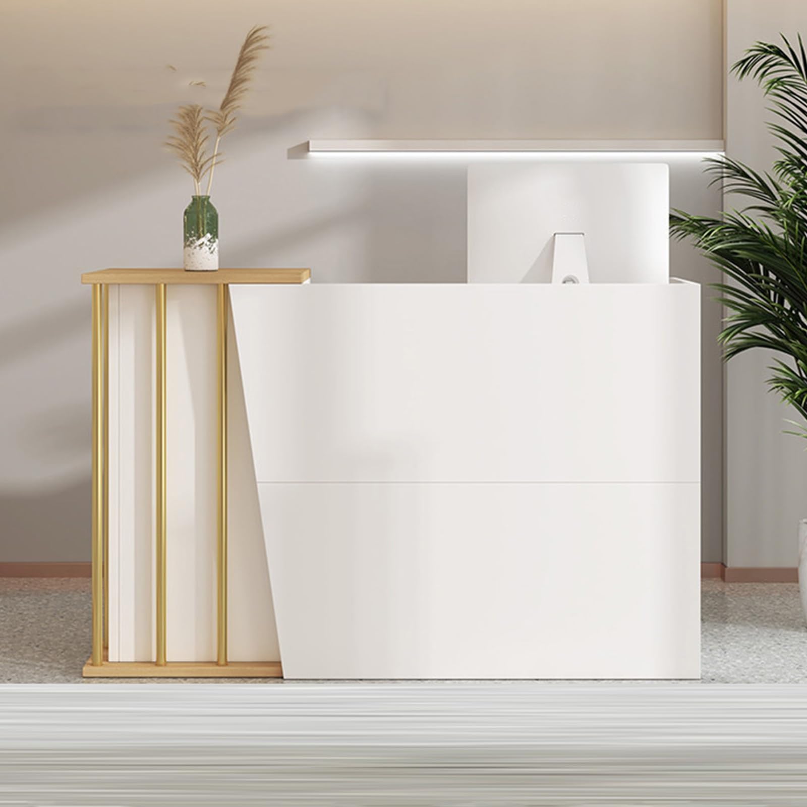 Comptoir de réception au design blanc chaud raffiné pour un accueil de prestige
