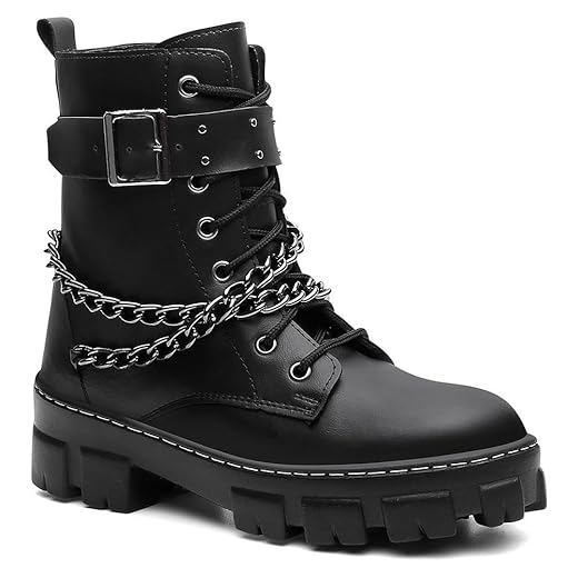 Bota Coturno Feminina Preta com Correntes, Cano Alto, Sola Tratorada, Couro Sintético, Estilo Urbano, Fecho com Zíper Lateral, Design Moderno e Atitude