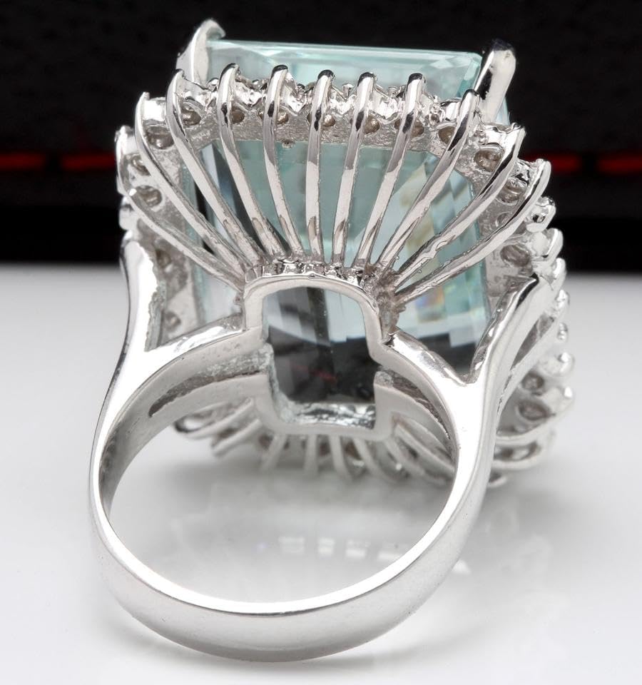 32.00 Carats Natural Aquamarine and Diamond 14K Solid White Gold Ring