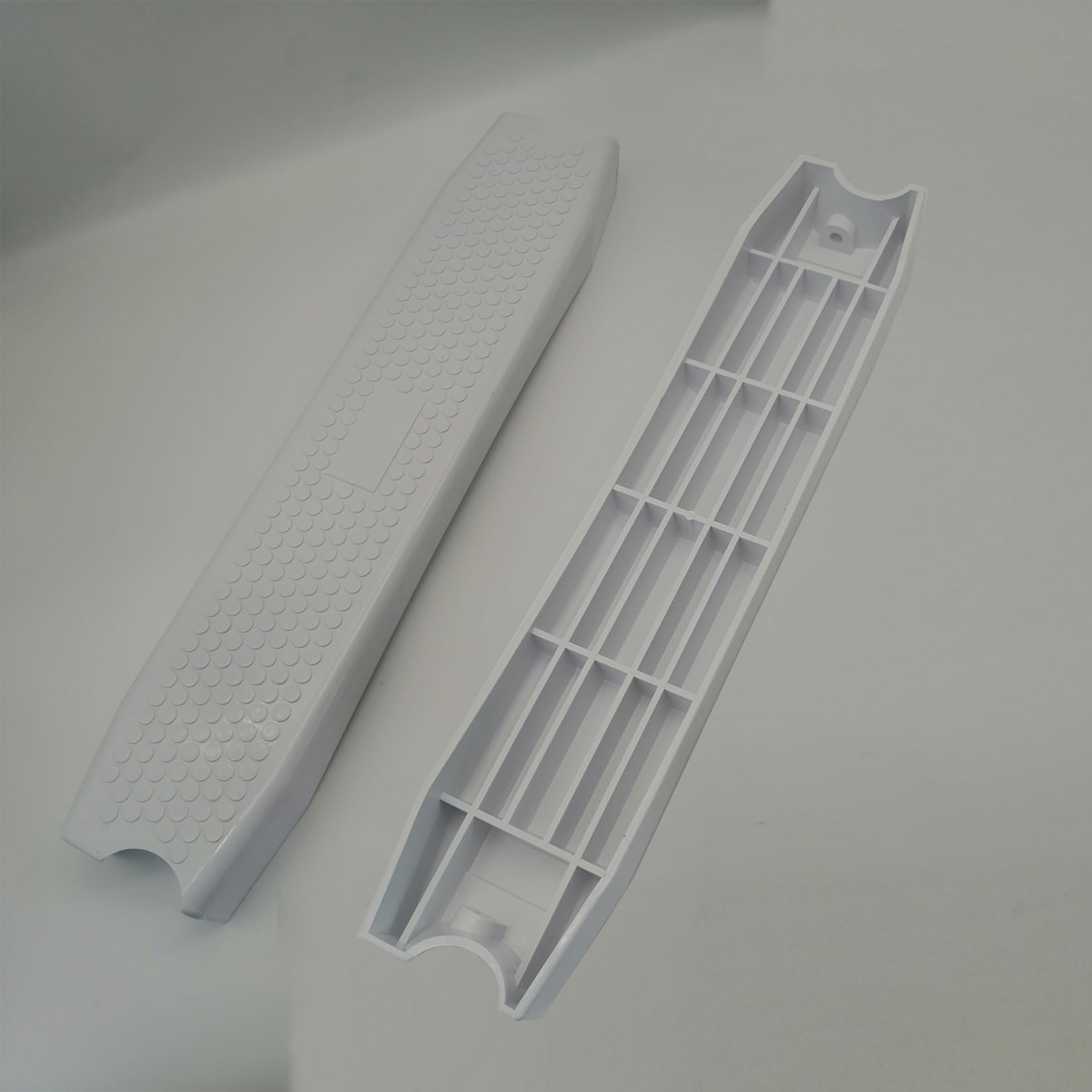 BOTOWI Marches d'échelle de piscine de 18 pouces Remplacement Marches d'échelle de piscine universelles pour escaliers en plastique moulé robustes creusés et hors sol, capacité de poids de 500 lb,1pcs