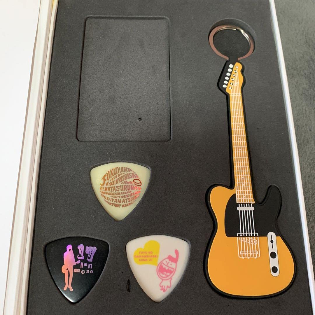 福山雅治♪ライブ 使用♪ピック　激レア❗️4枚セット❗️入手困難❗️❗️ Amazon.co.jp: 福山雅治 20周年記念 ファンクラブ入会特典（会員証は