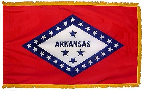 Miniatura 1 de Se pueden utilizar en interiores o exteriores. Funda de nailon de 3 x 5 pulgadas con bandera de flecos dorados de 3 x 5 pies. El diseño auténtico se